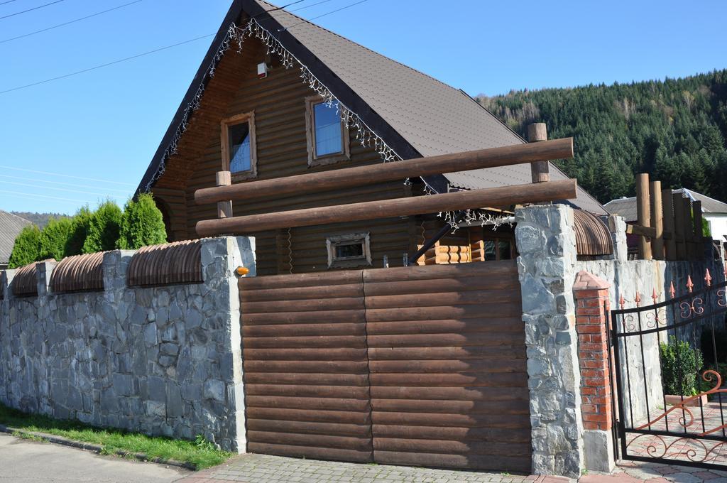 Cottage Smerekovyi Skole Ngoại thất bức ảnh