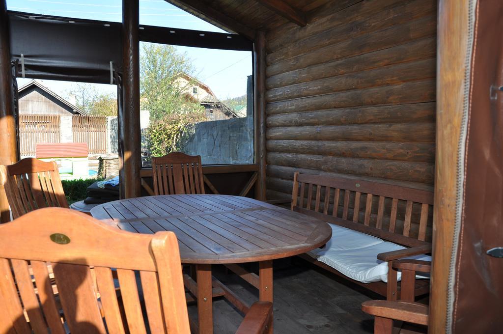 Cottage Smerekovyi Skole Ngoại thất bức ảnh